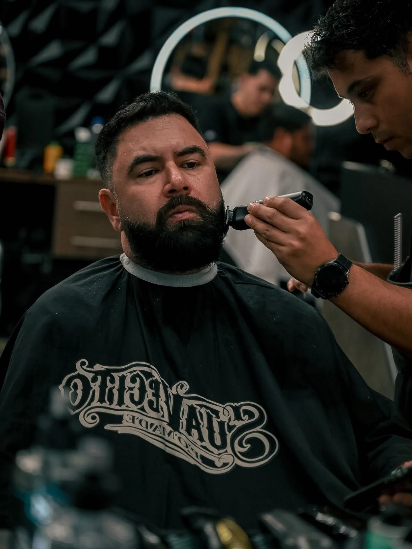 Servicio de corte y barba en Mostache